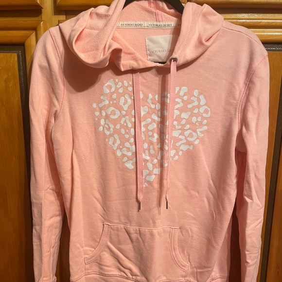 PINK Victoria's Secret | Tops | Pink Victoria Secret Cheetah Hoodie |  Poshmark